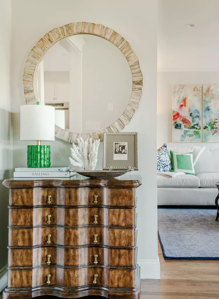 10 Feng Shui Rules for Mirrors - Hang a Mirror Almost Anywhere in the Hallway
