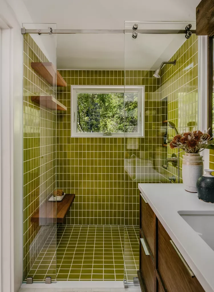 18-modern-bathroomideas-photo-by-christopher-stark-design-by-gretchen-murdock