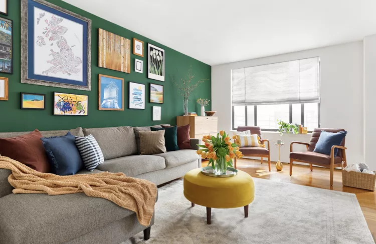 9 Fresh Paint Colors Designers Are Loving - Fresh Green Accent Wall