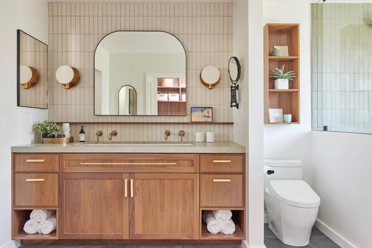 9-modern-bathroomideas-photo-by-bethany-nauert-design-by-mollieranize-kim-serani