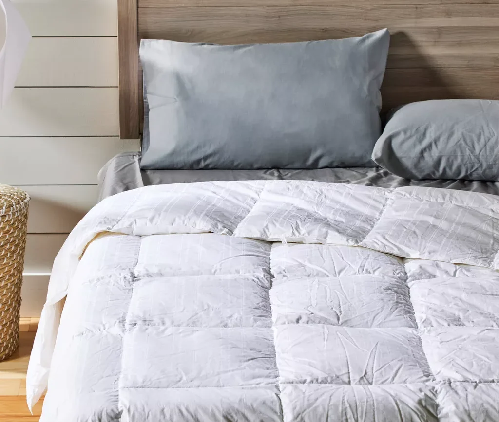 Casaluna Premium Down Comforter