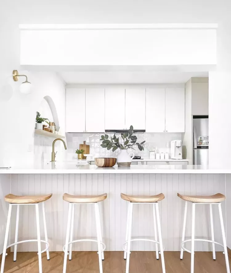 34 White and Gold Kitchen Ideas for a Luxe-14 White and Gold Kitchen With Clean Lines