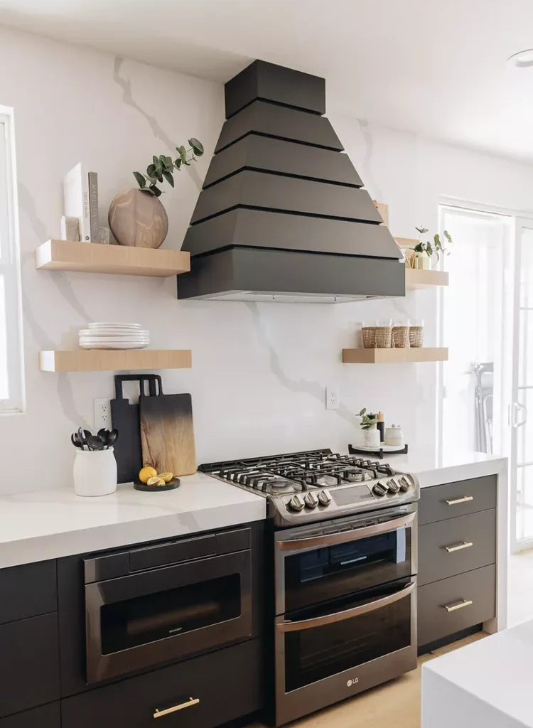 34 White and Gold Kitchen Ideas for a Luxe-15 White and Gold Kitchen With Range Hood