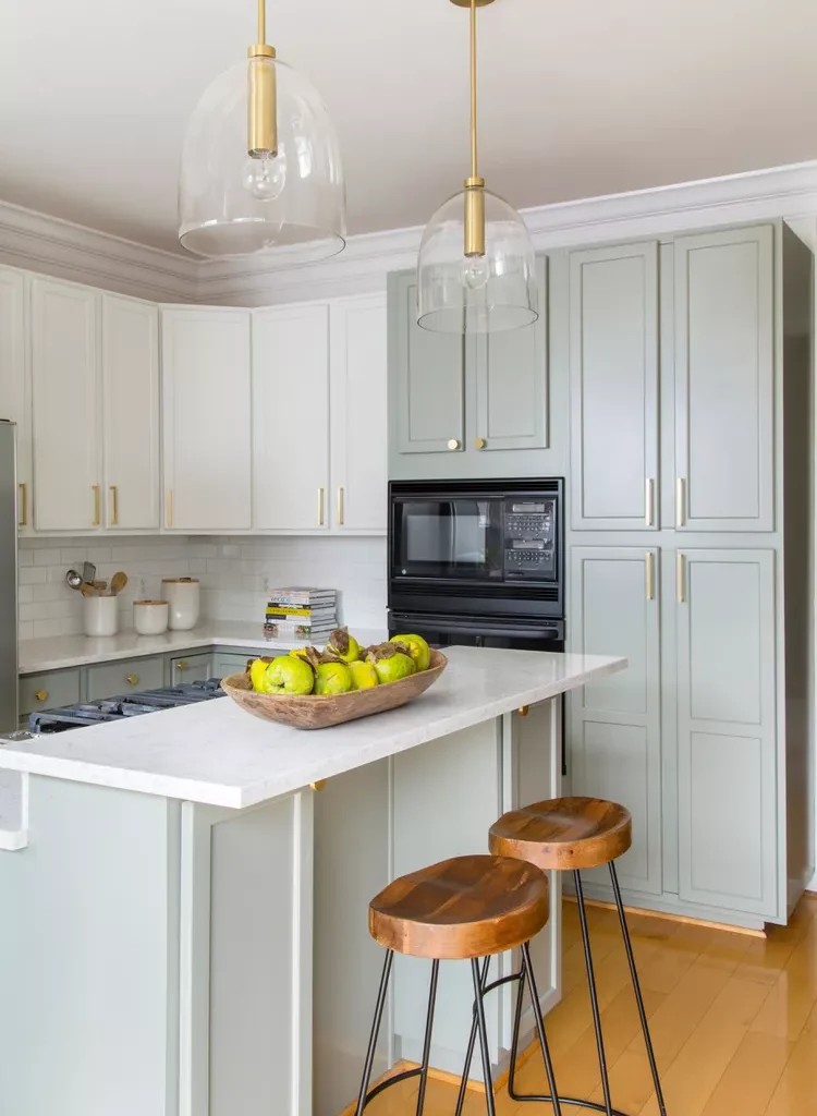 Minimalist Kitchen Ideas for a Simple, Stylish Space -Minimalist Kitchen Lighting