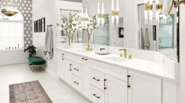 25 White and Gold Bathroom Ideas for a Luxe Look