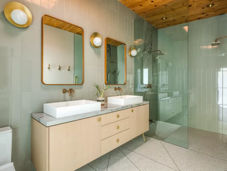 Midcentury Modern Bathroom Ideas-33 Hang Midcentury Sconces