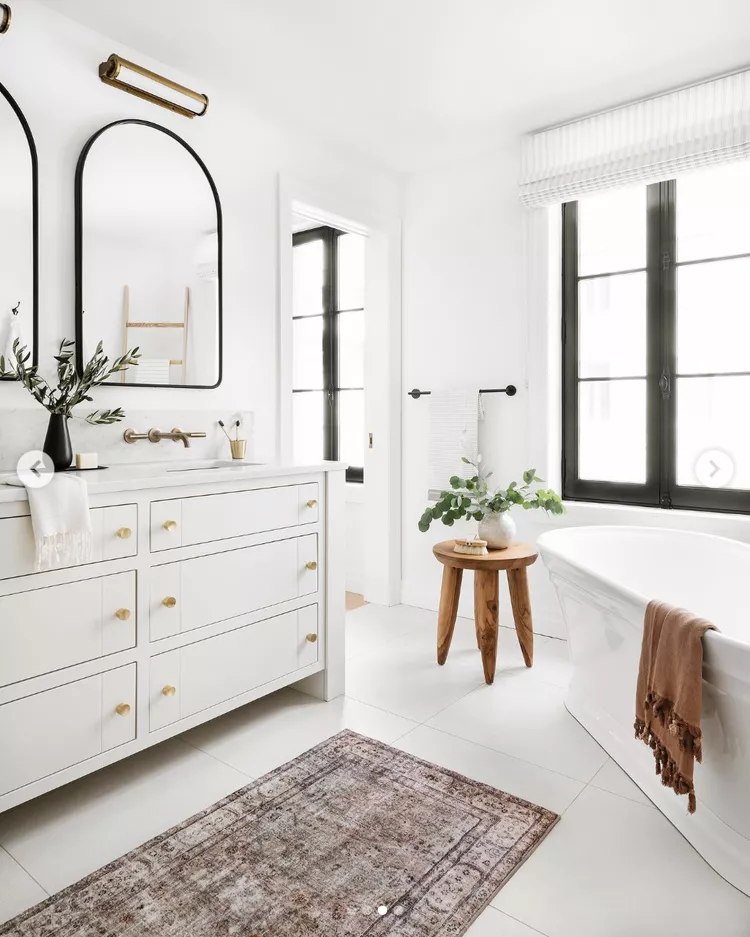 25 White and Gold Bathroom Ideas for a Luxe Look-06 Classic Gold Round Knobs