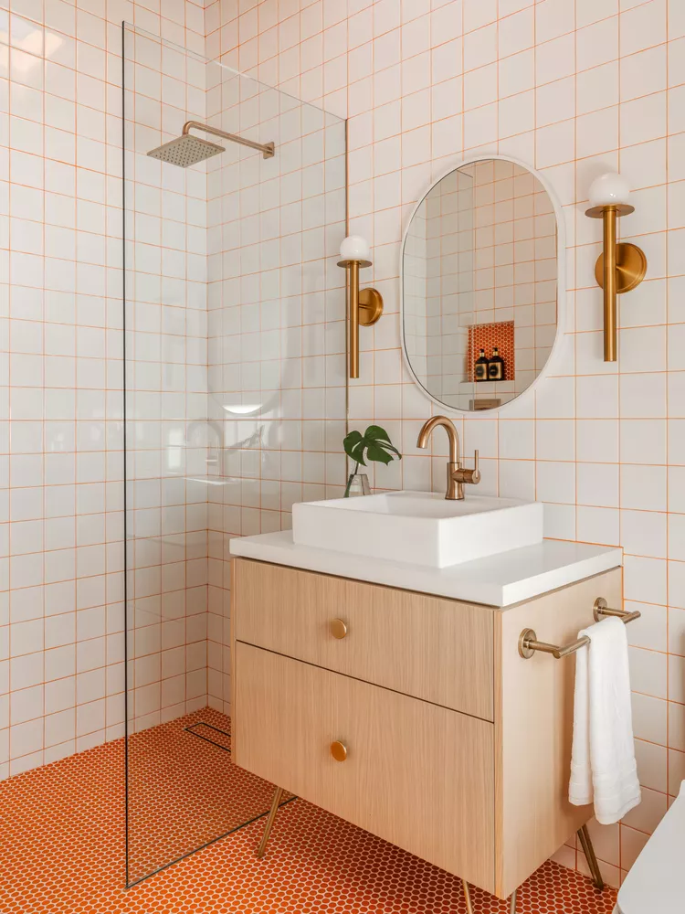 Midcentury Modern Bathroom Ideas-05 Use Square Tiles
