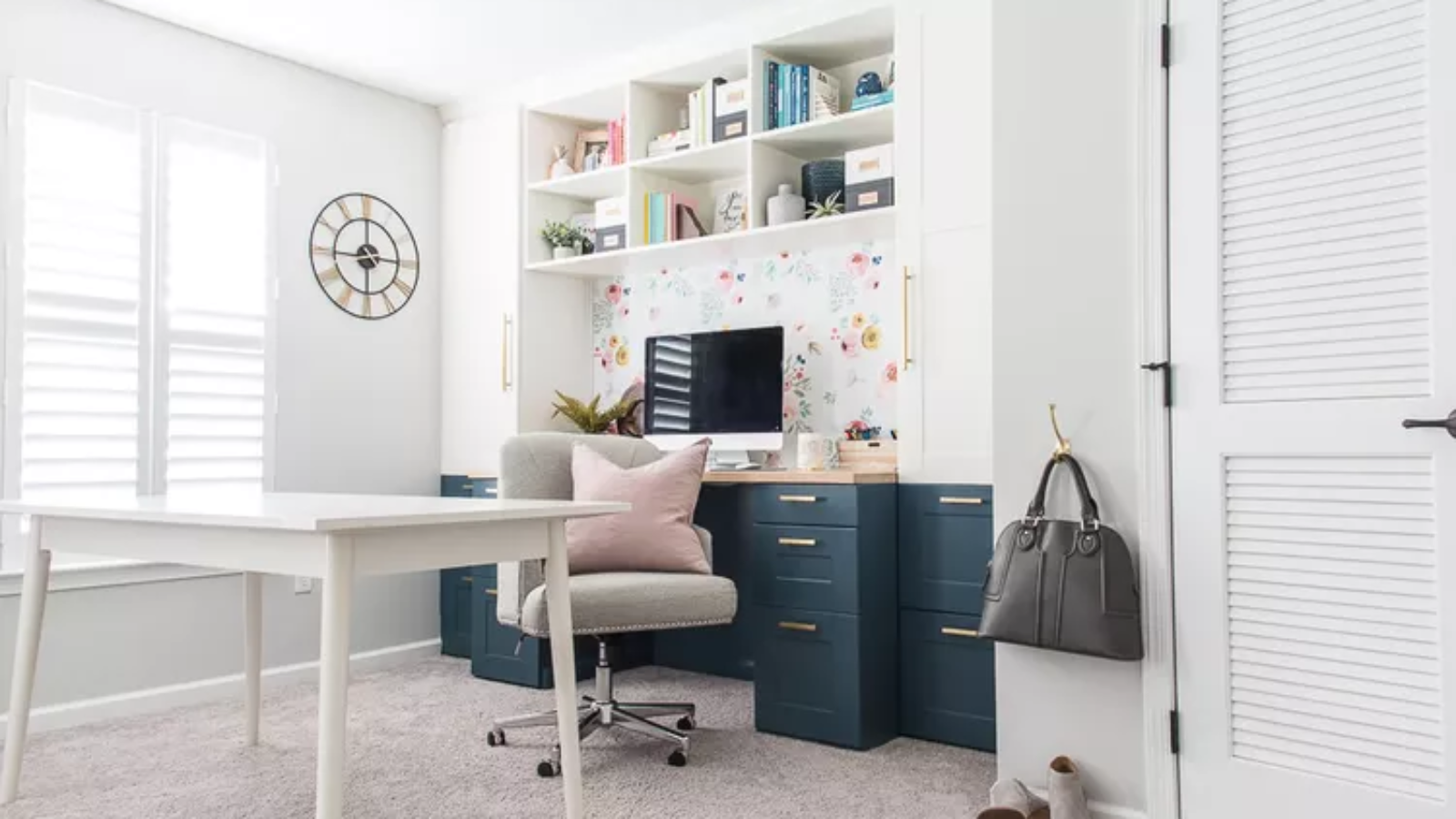 Small Office Layout Ideas to Make a Tiny Workspace Work