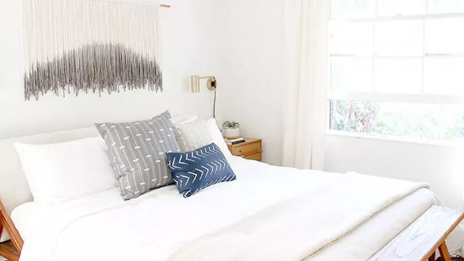 10 Feng Shui Bedroom Ideas and Essential Rules